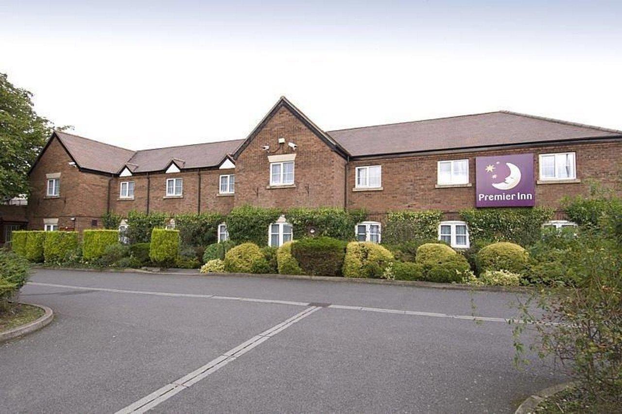 Premier Inn Lichfield North East Buitenkant foto