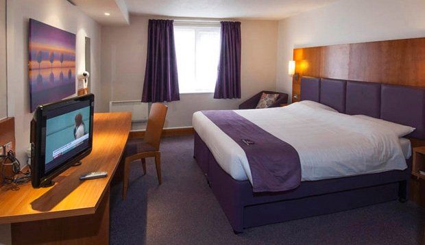 Premier Inn Lichfield North East Buitenkant foto